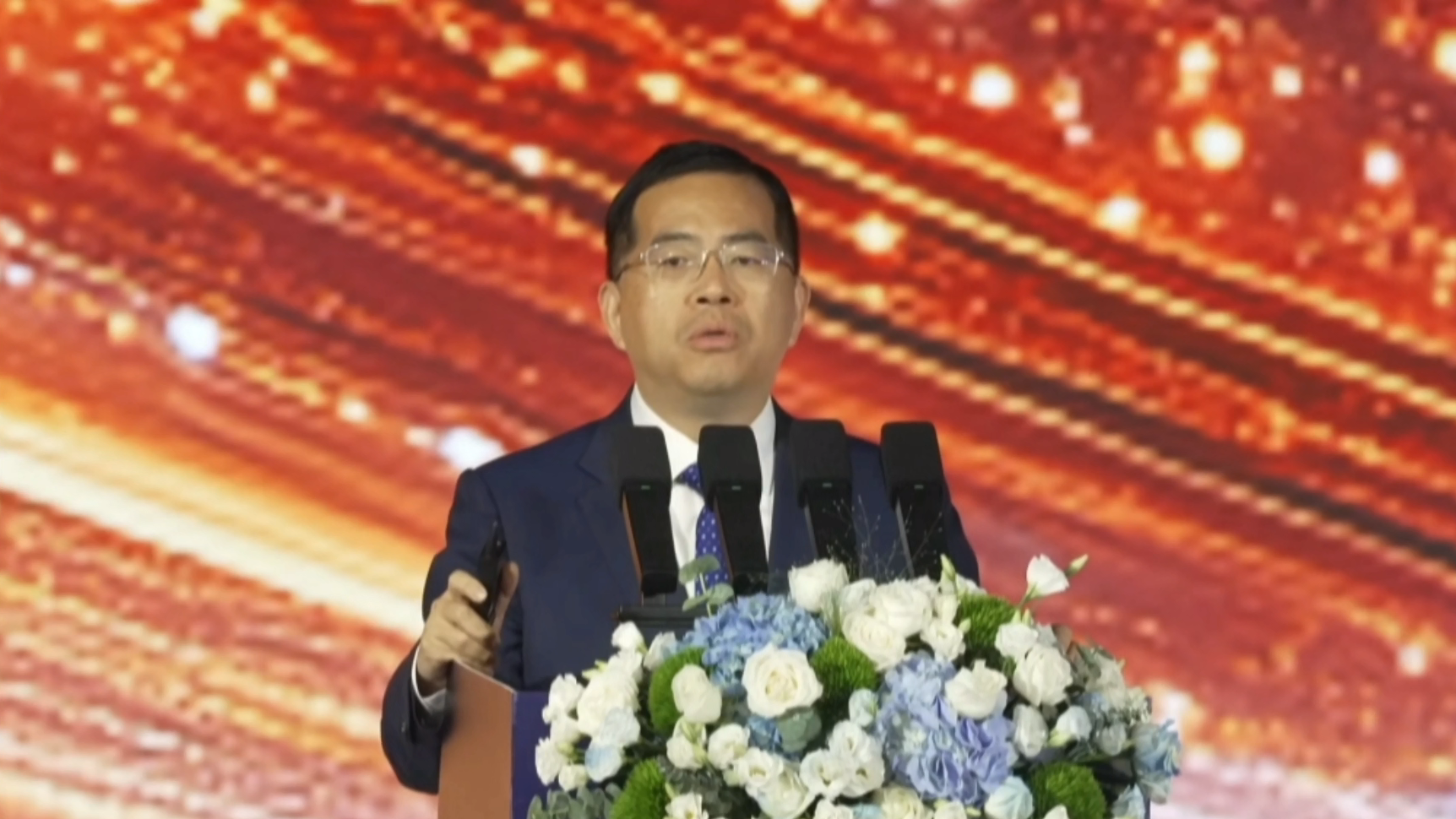 ���dͨӍ��ϯ�\(y��n)�I(y��ng)���x��ʯ�����m(x��)����B��+�������p݆�(q��)��(d��ng)��(zh��n)�����y�ֻ�鹲��(chu��ng)�r(ji��)ֵ